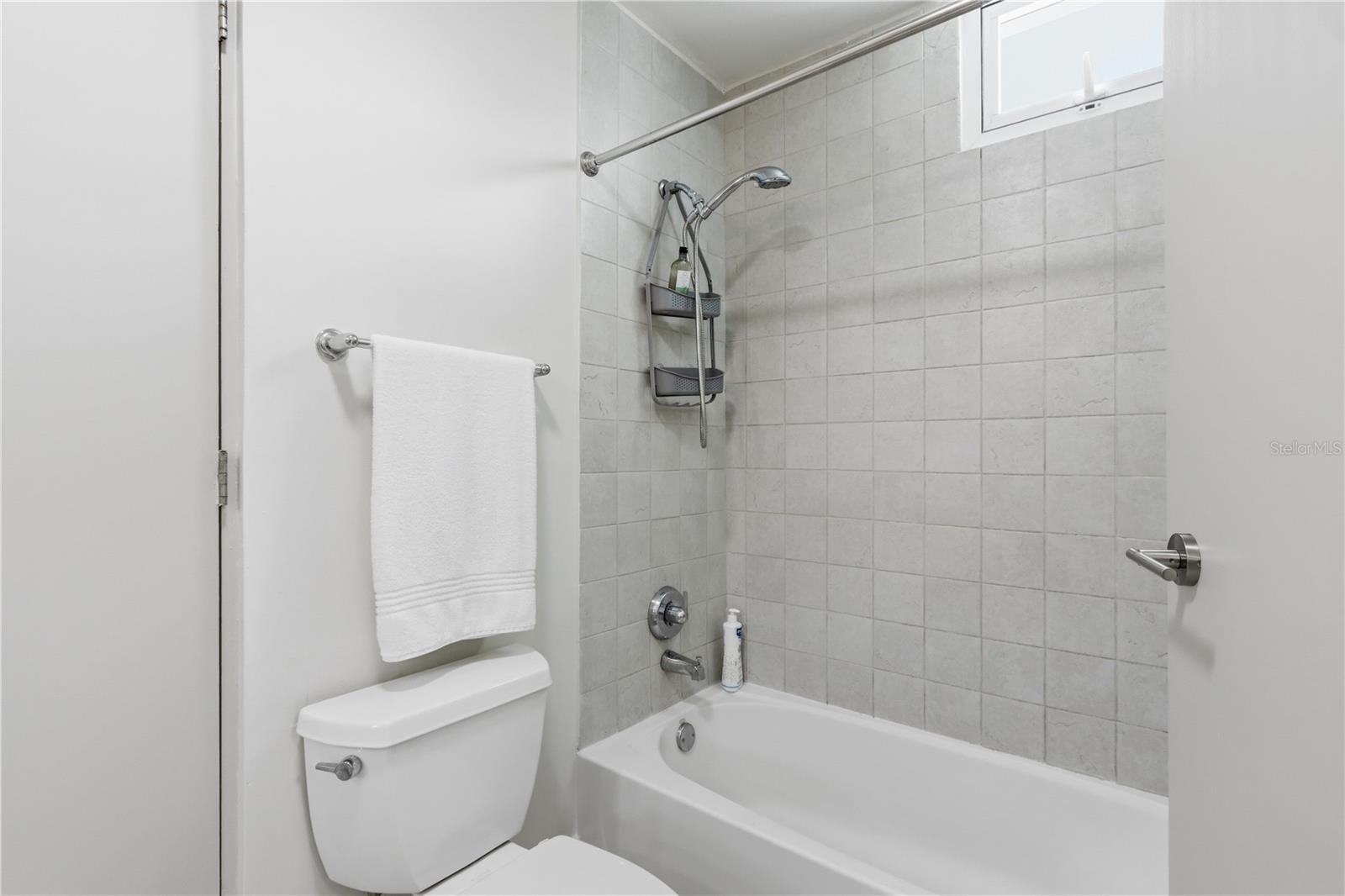 CARRION COURT PLAYA - Residential Lease