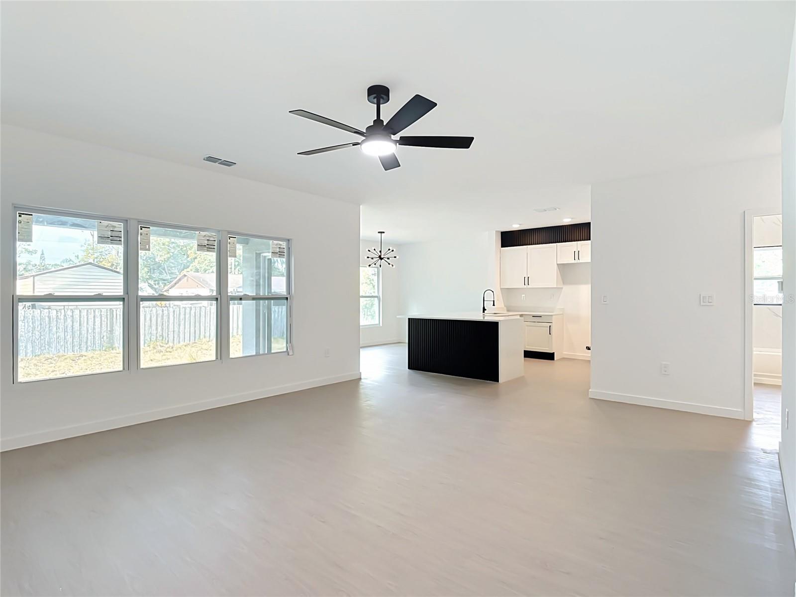 NEW EDEN ON THE LAKES UNIT A - Residential