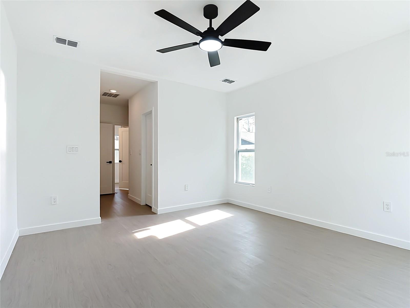 NEW EDEN ON THE LAKES UNIT A - Residential