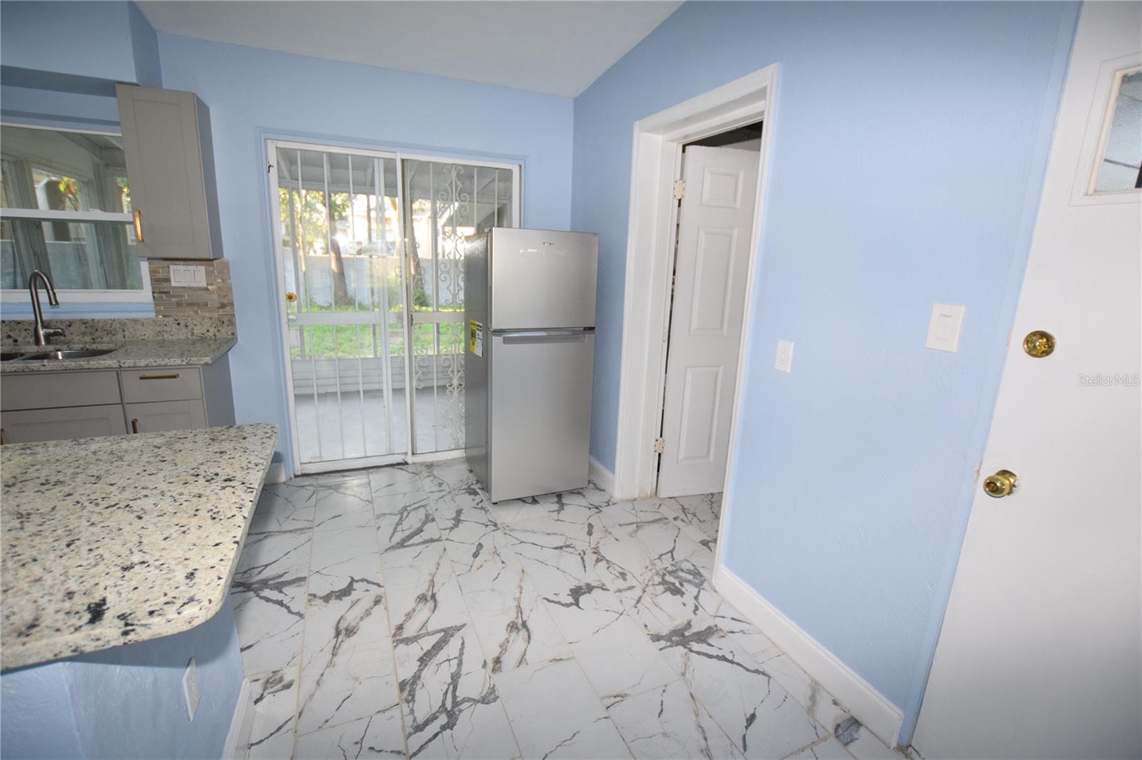 SILVER STAR HOMES - Residential Lease