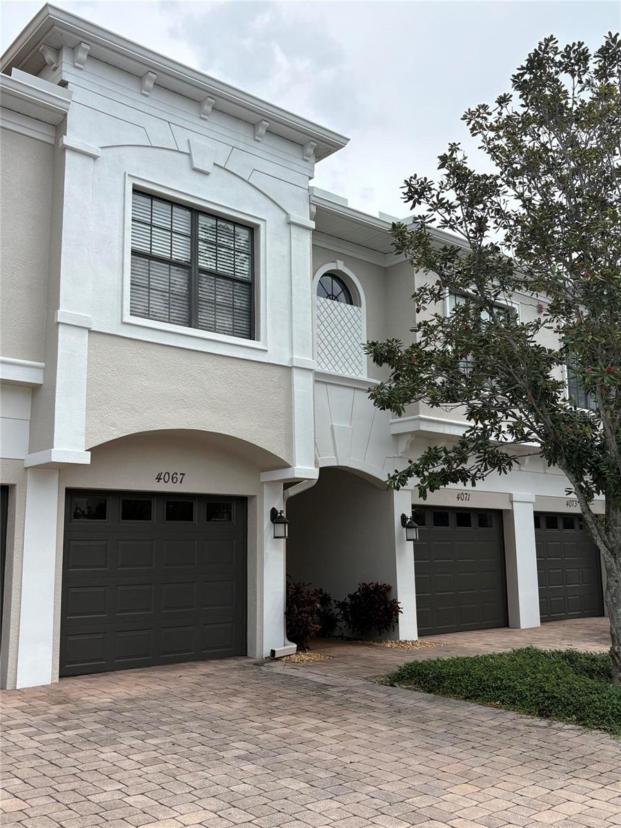 PALMA SOLA TRACE - Residential