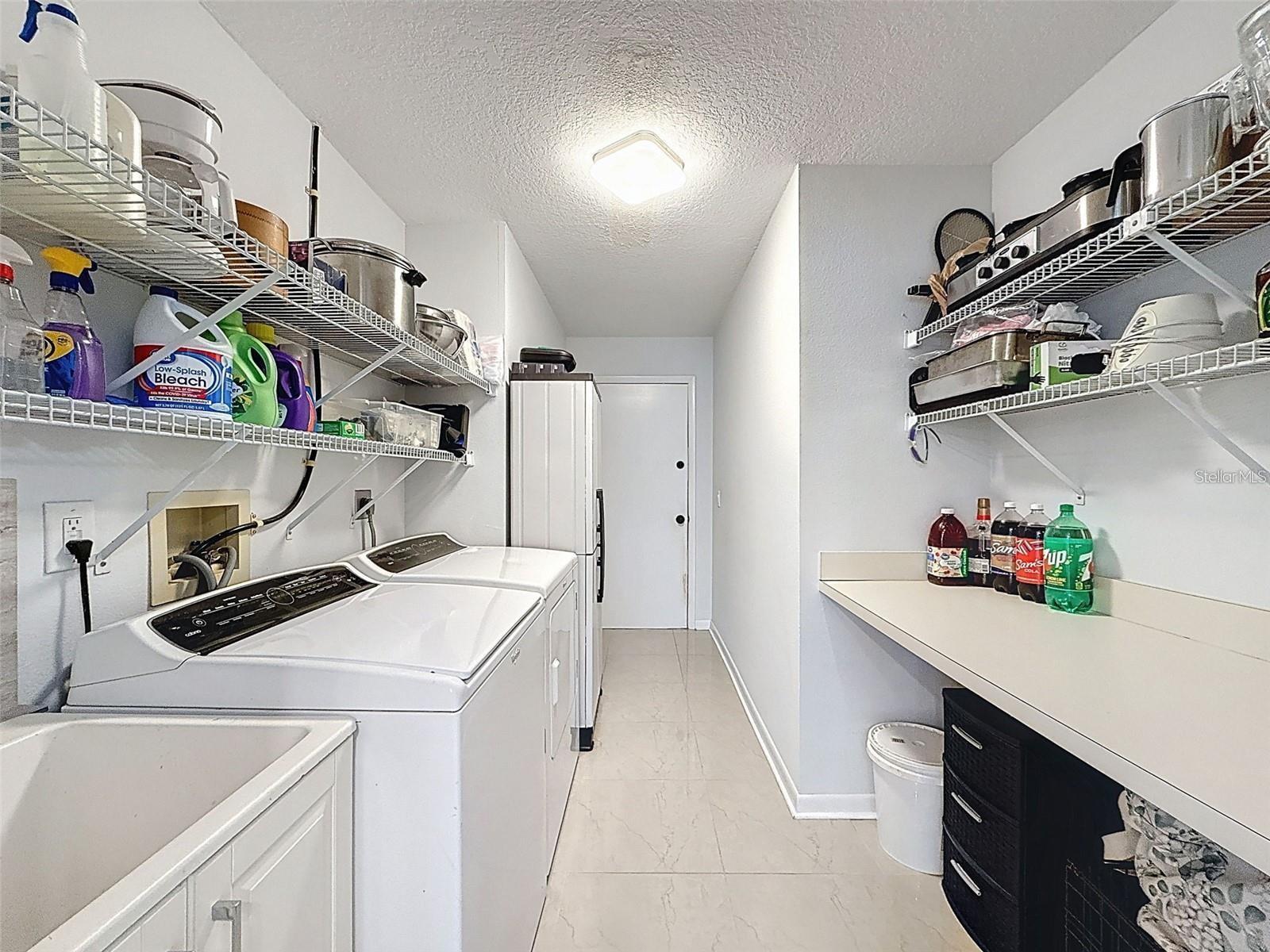 BARRINGTON WOODS PH 02 - Residential