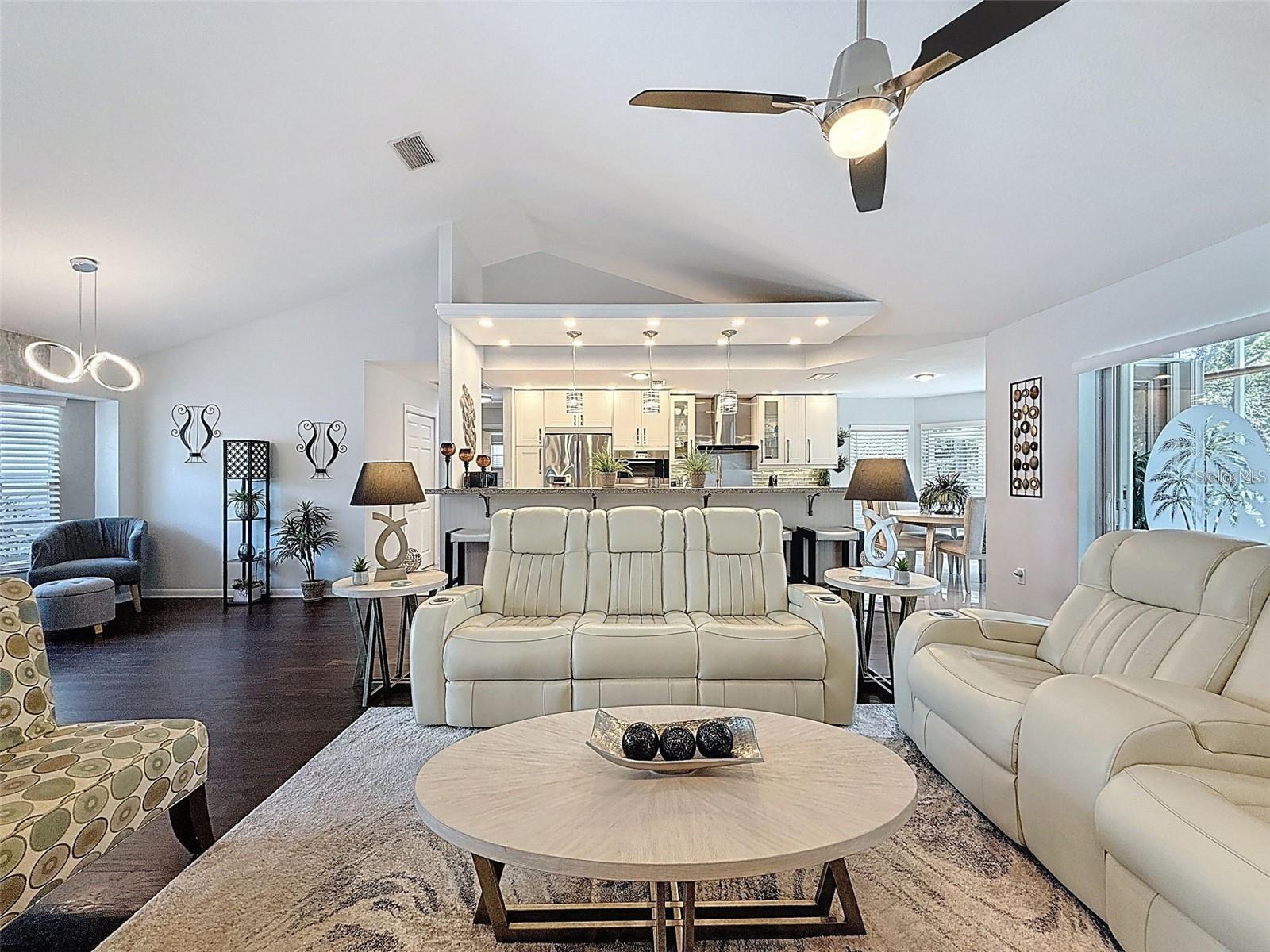 BARRINGTON WOODS PH 02 - Residential