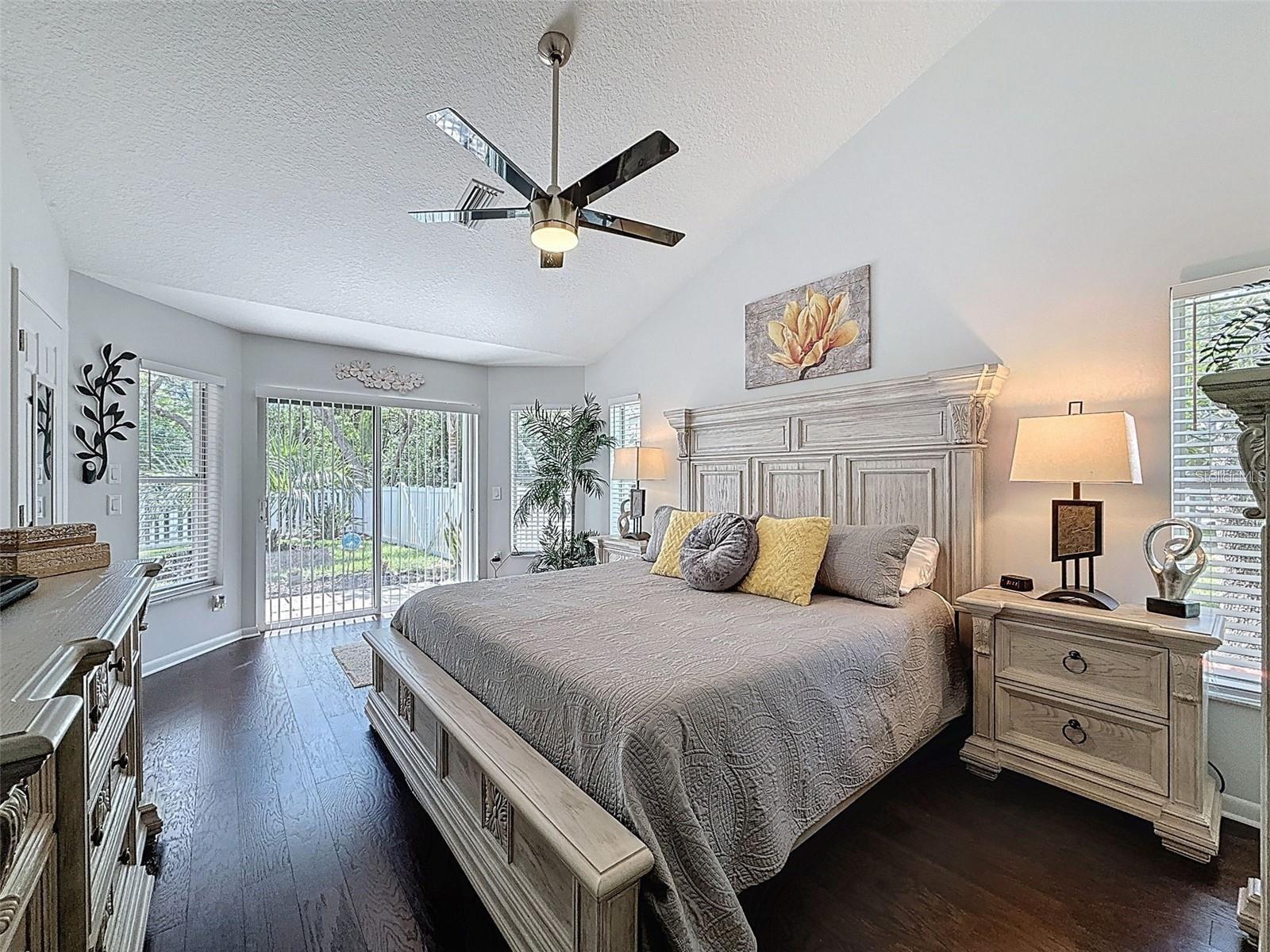 BARRINGTON WOODS PH 02 - Residential