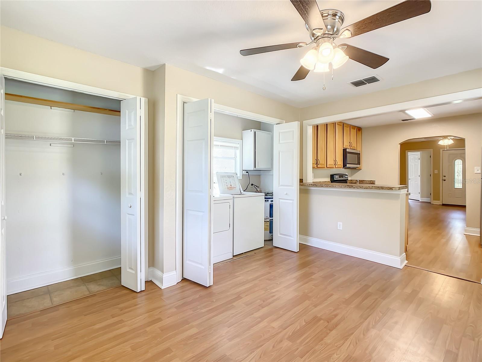 LAKE PARKER HEIGHTS - Residential Income