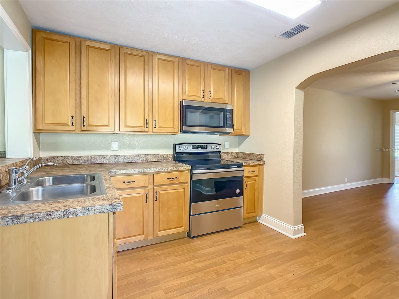 LAKE PARKER HEIGHTS - Residential Income