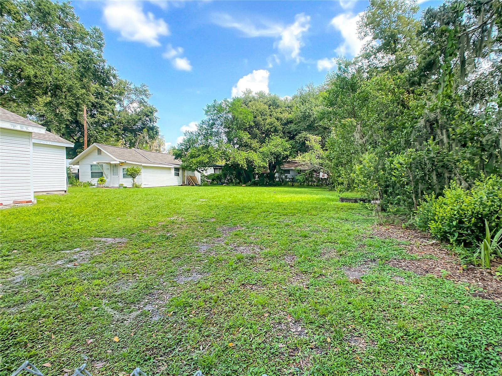 LAKE PARKER HEIGHTS - Residential Income