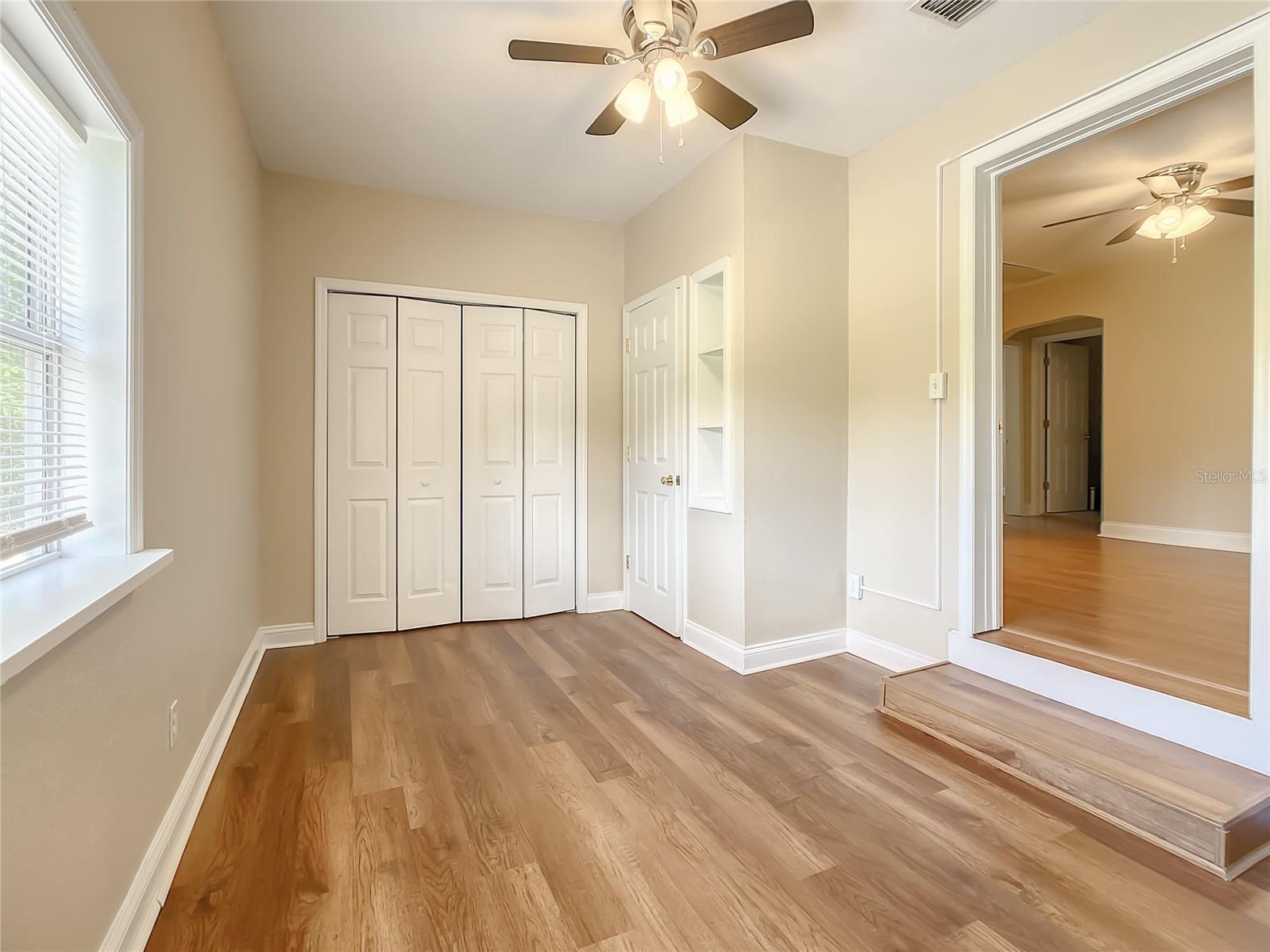 LAKE PARKER HEIGHTS - Residential Income