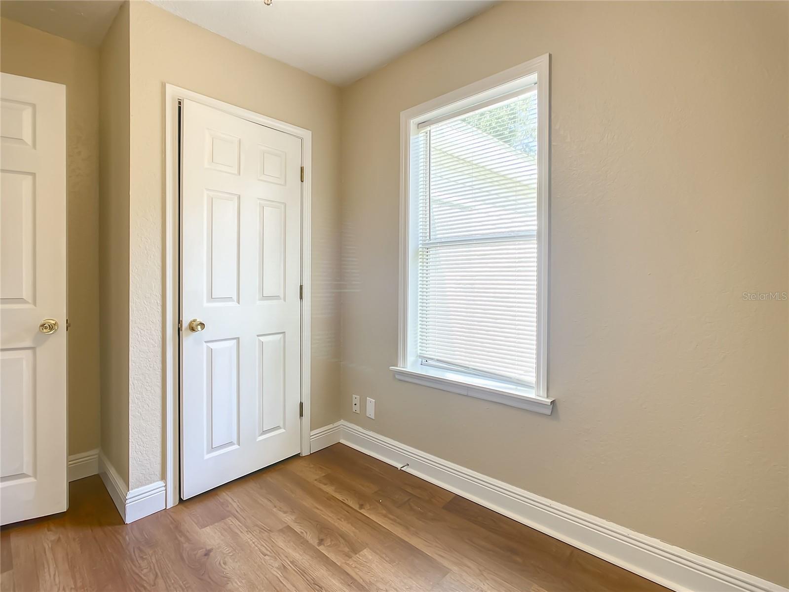 LAKE PARKER HEIGHTS - Residential Income