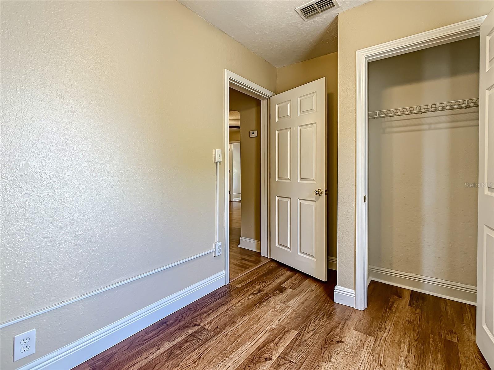 LAKE PARKER HEIGHTS - Residential Income