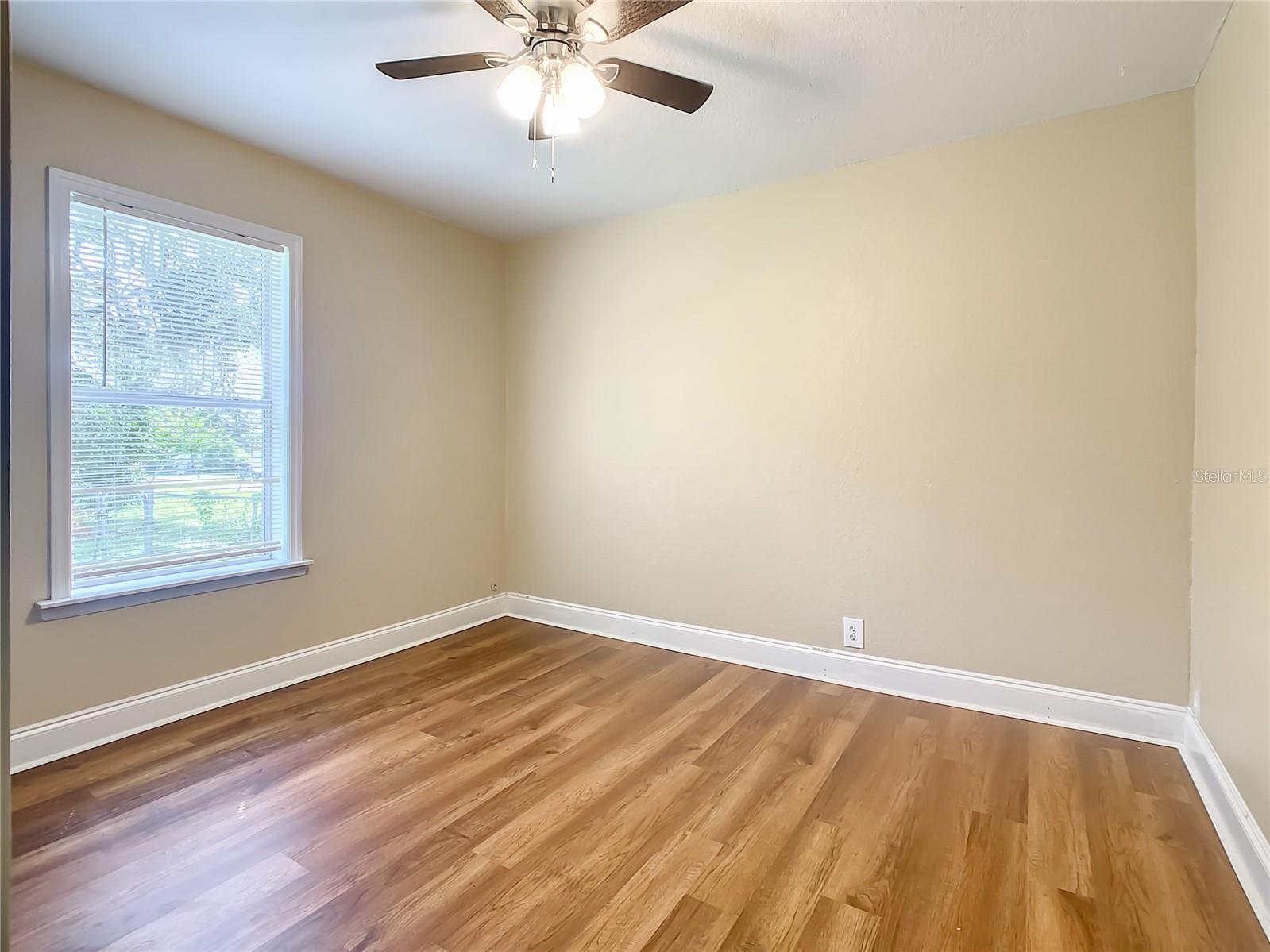 LAKE PARKER HEIGHTS - Residential Income