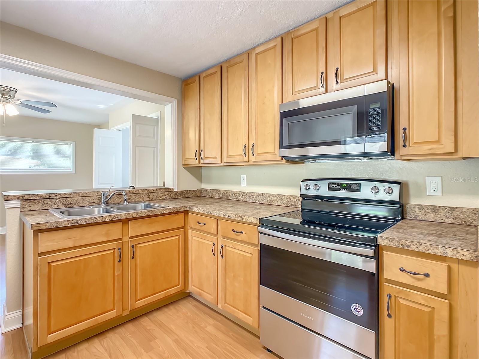 LAKE PARKER HEIGHTS - Residential Income