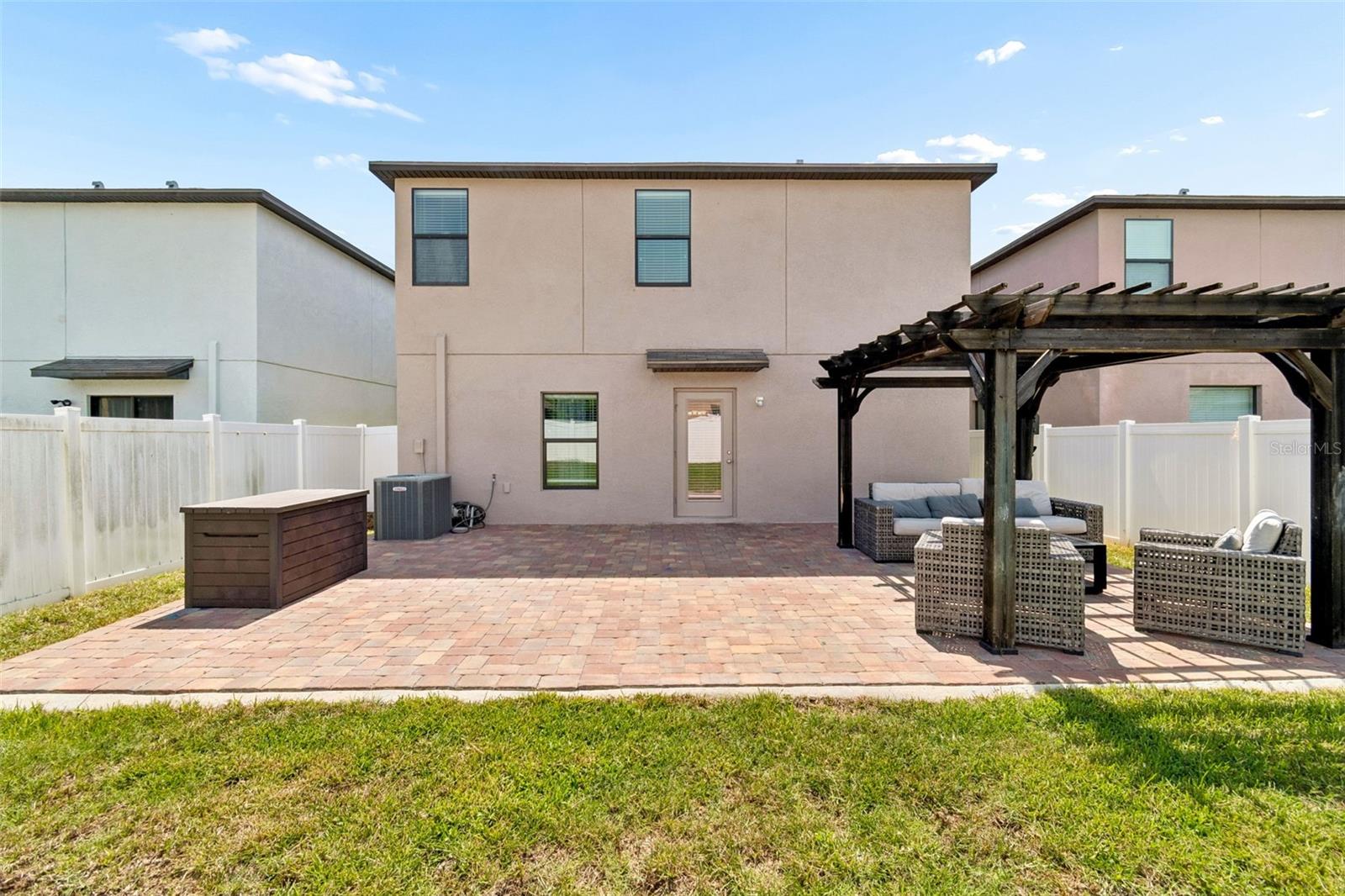 CARLTON LAKES WEST PH 1 & - Residential