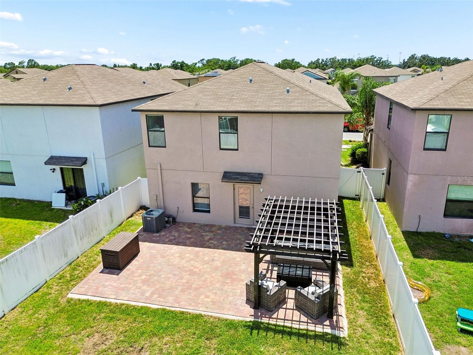 CARLTON LAKES WEST PH 1 & - Residential