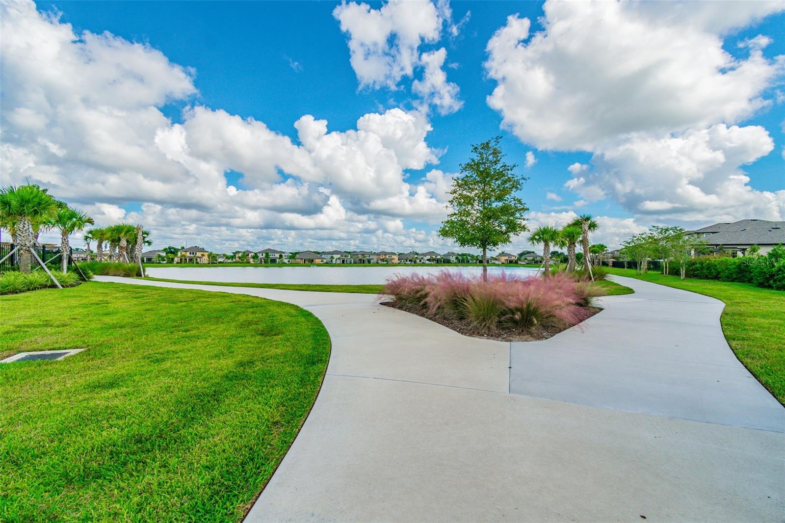 CARLTON LAKES WEST PH 1 & - Residential