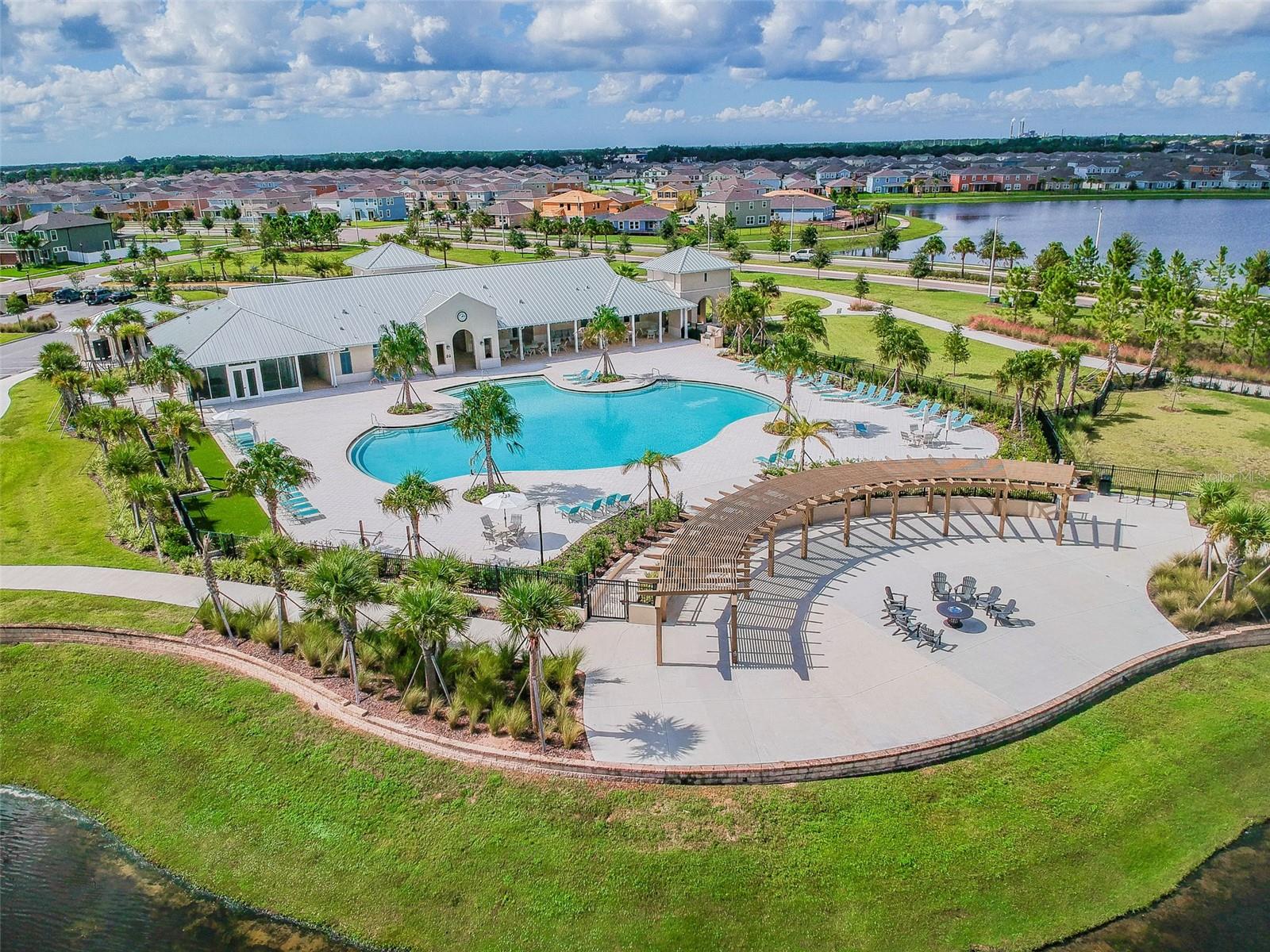 CARLTON LAKES WEST PH 1 & - Residential