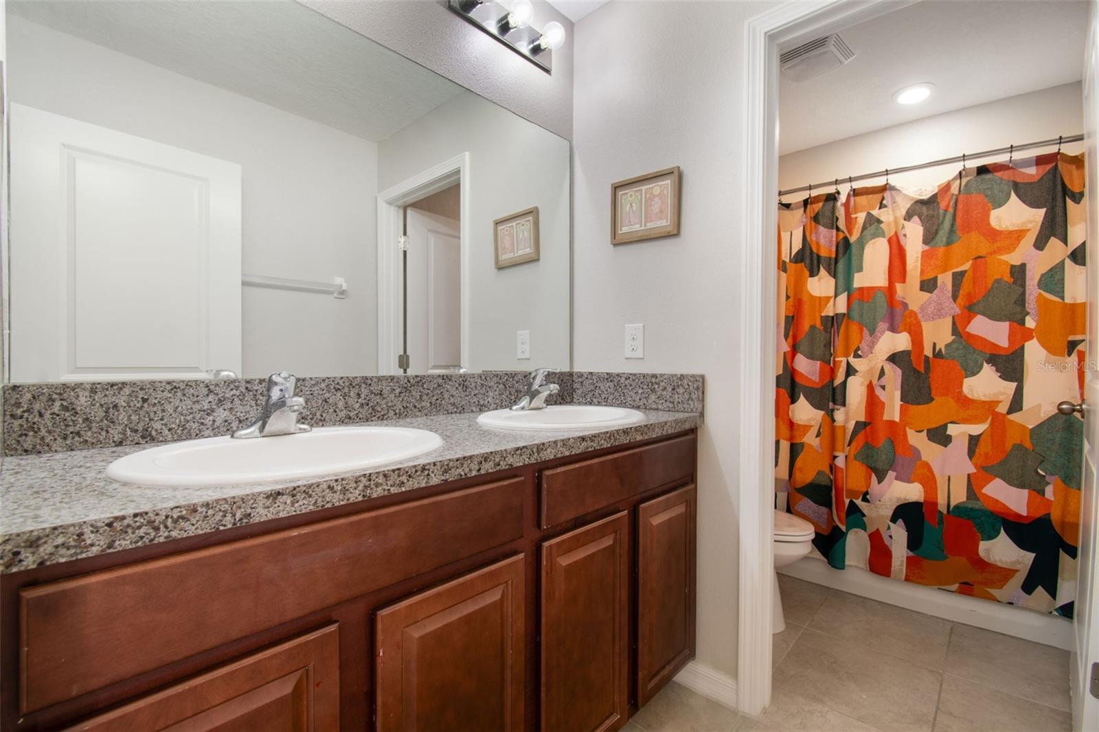 CARLTON LAKES WEST PH 1 & - Residential