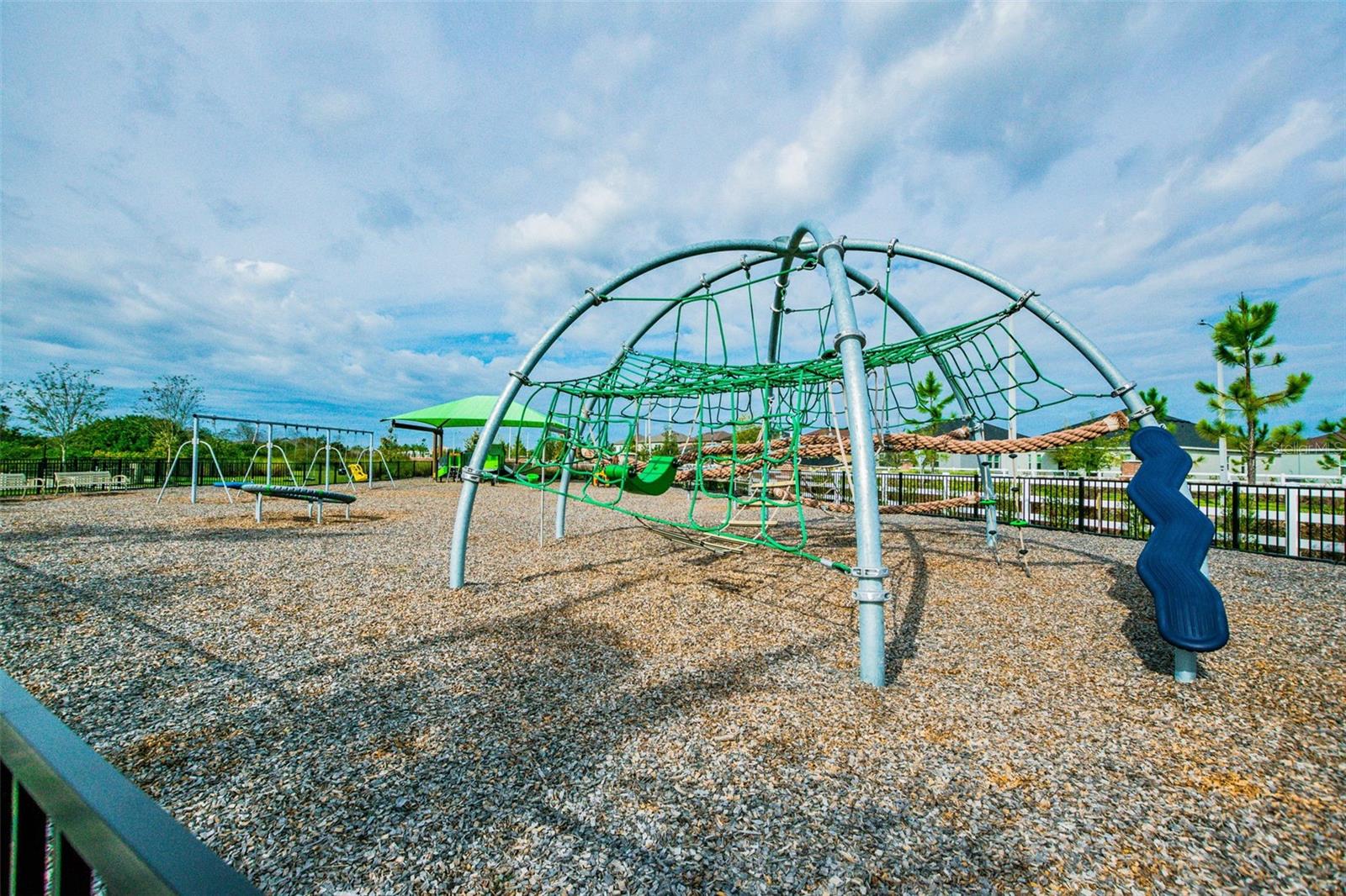 CARLTON LAKES WEST PH 1 & - Residential