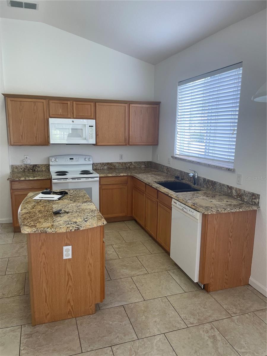 BELMERE VILLAGE G2 48 65 - Residential Lease