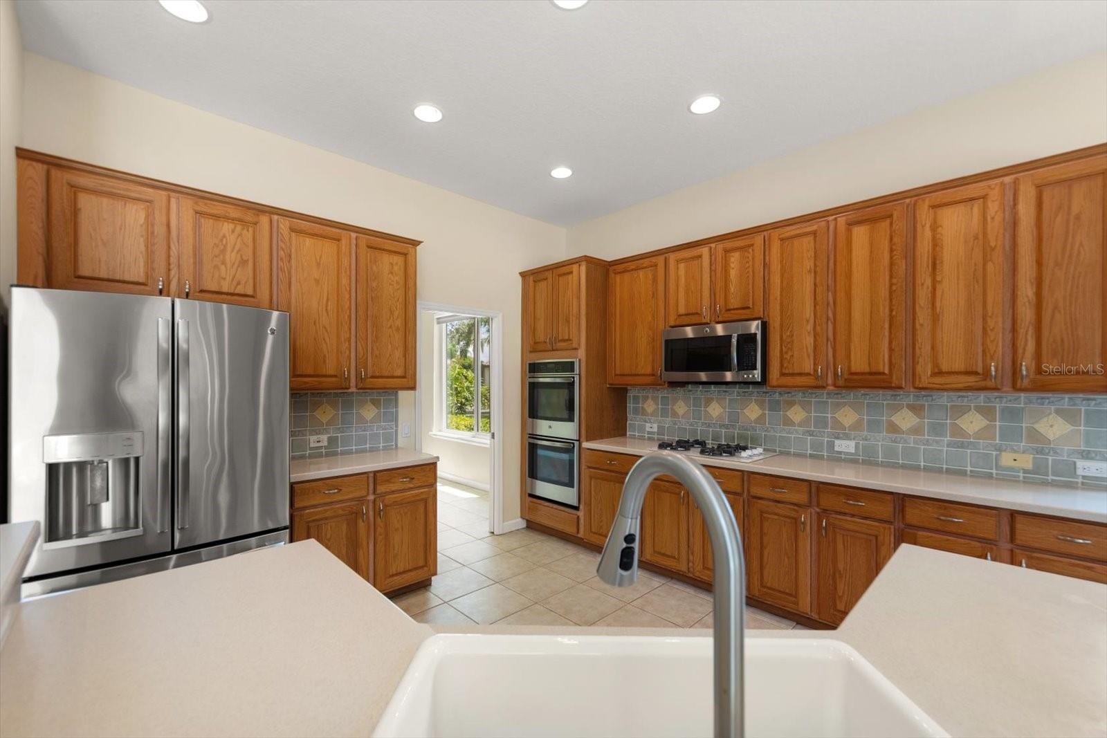 BAYOU CLUB ESTATES TR 5 PH 4 - Residential