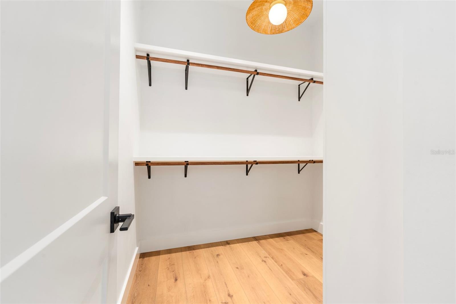 BARRINGTON PB 38 PG 85 - Residential