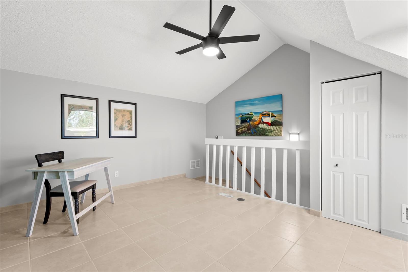PIRATES COVE CLUB CONDO - Residential
