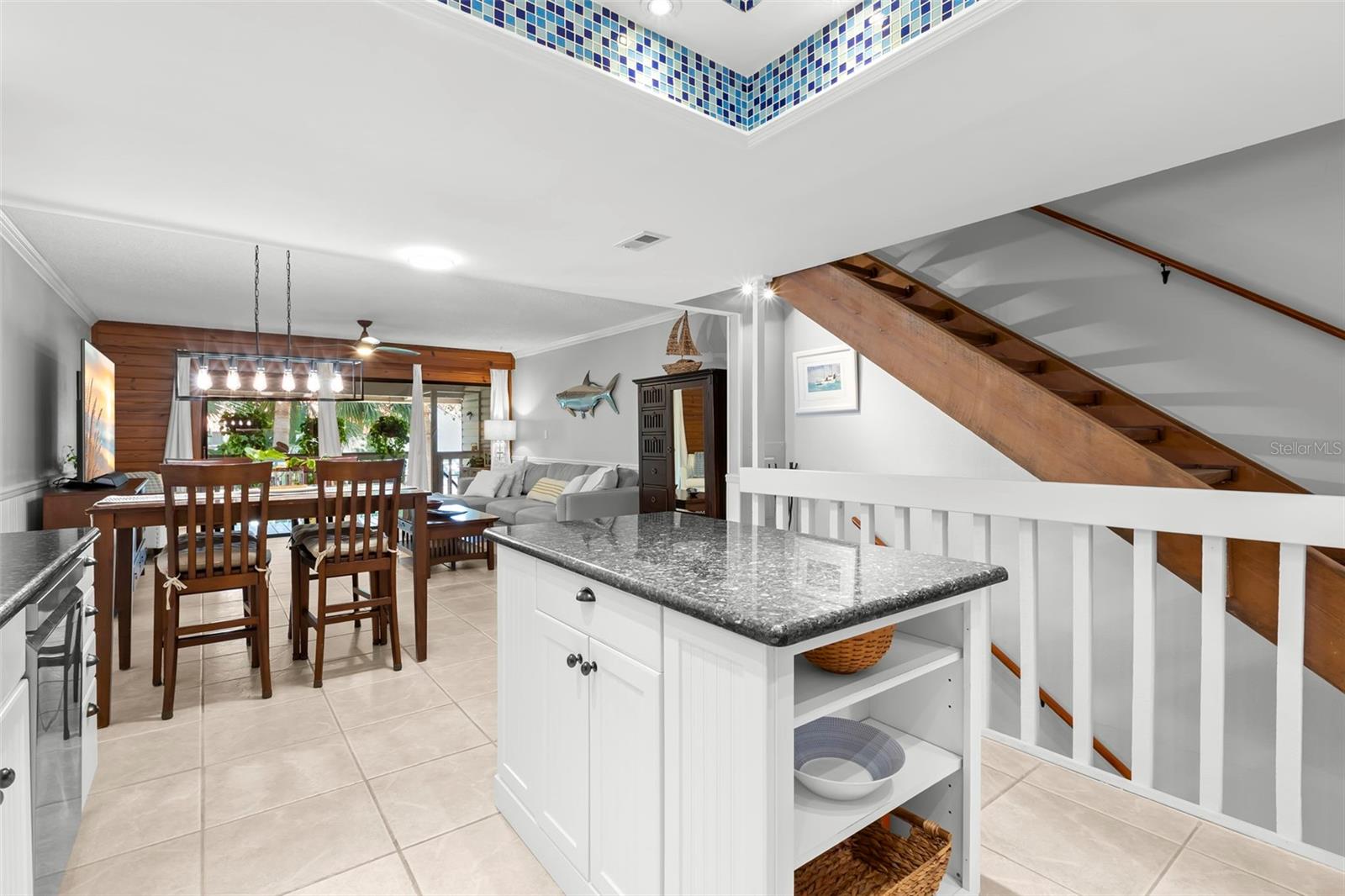 PIRATES COVE CLUB CONDO - Residential