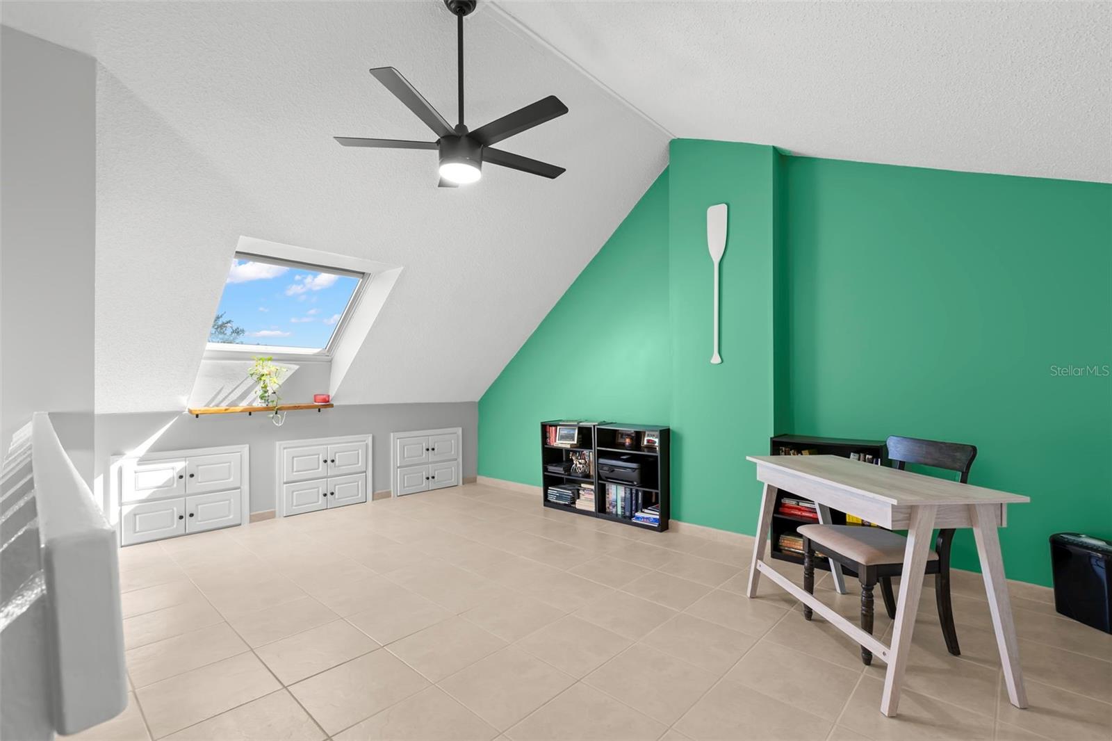 PIRATES COVE CLUB CONDO - Residential