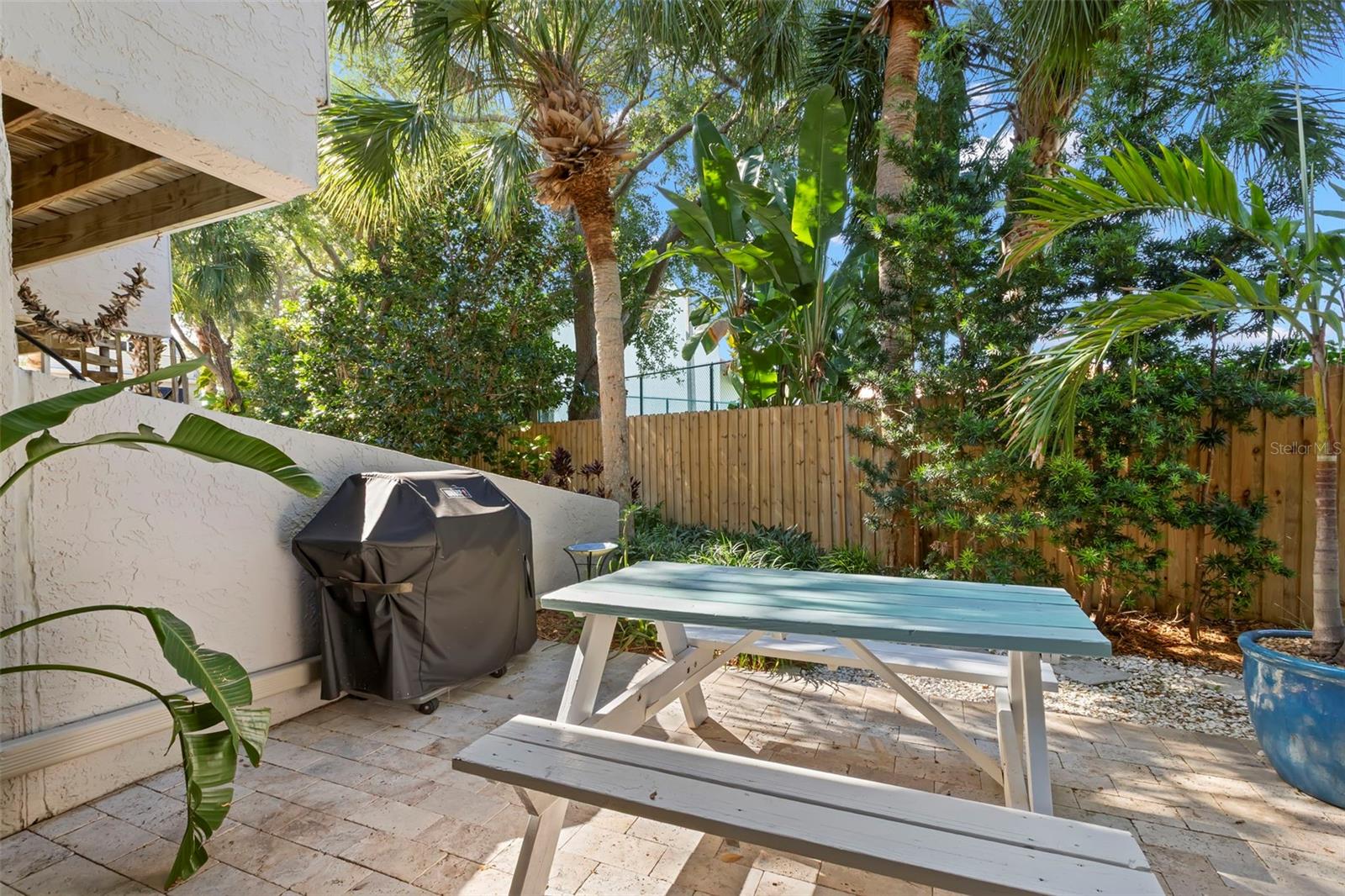 PIRATES COVE CLUB CONDO - Residential