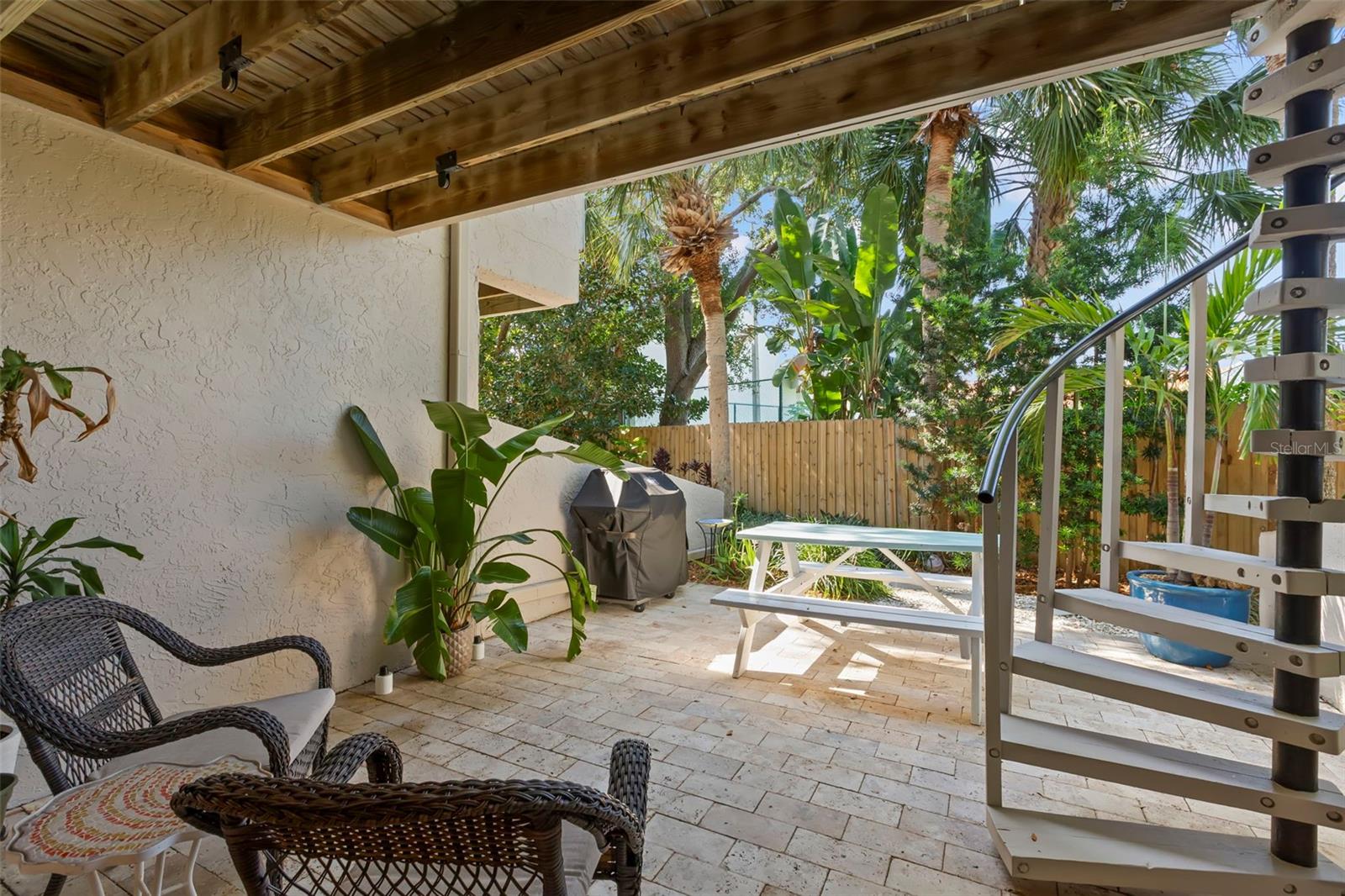 PIRATES COVE CLUB CONDO - Residential