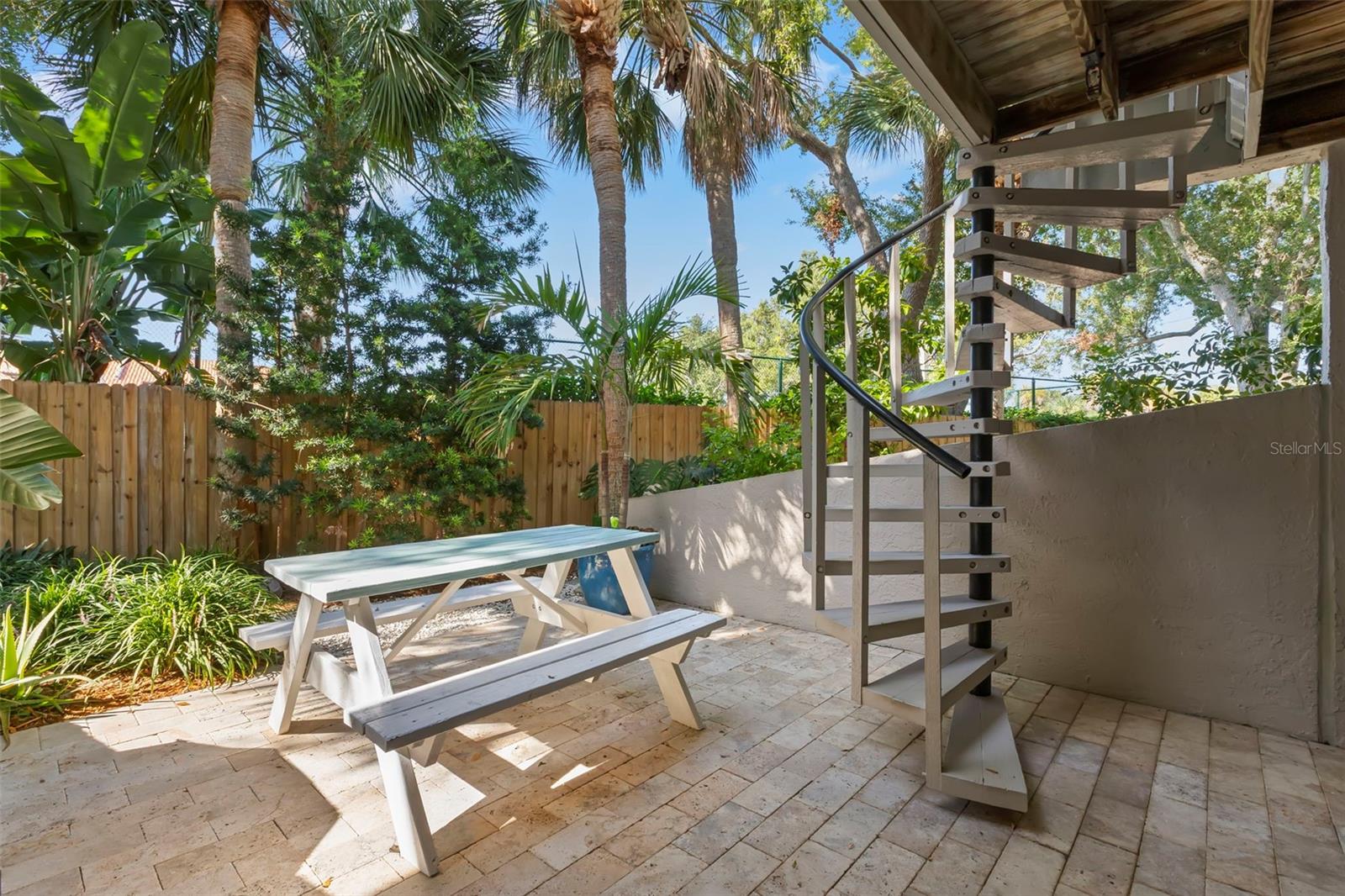 PIRATES COVE CLUB CONDO - Residential