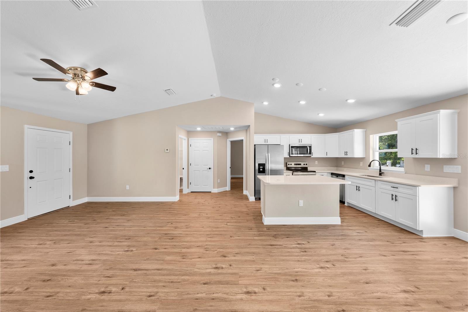 OCALA PARK ESTATE - Residential