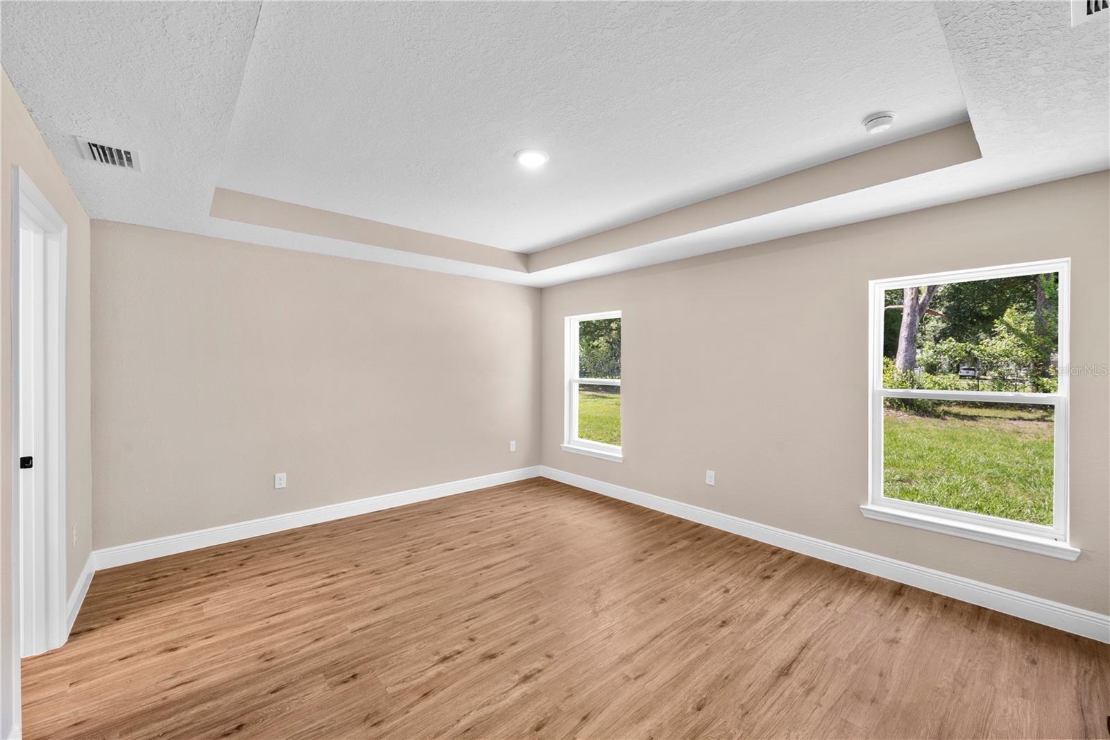 OCALA PARK ESTATE - Residential