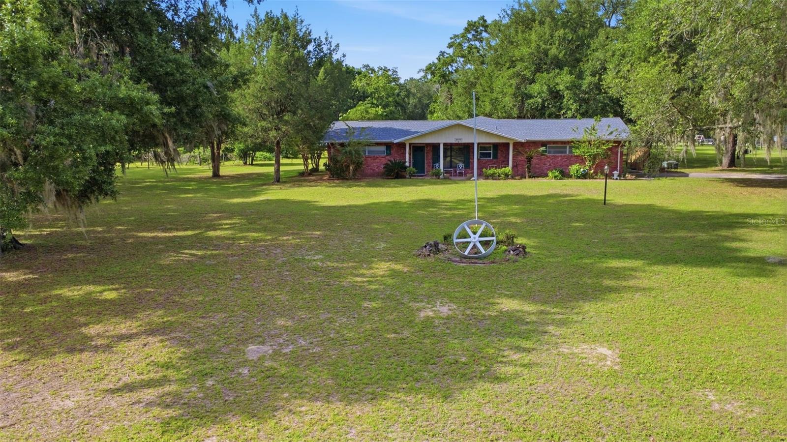 GREEN TURF ACRES - Residential