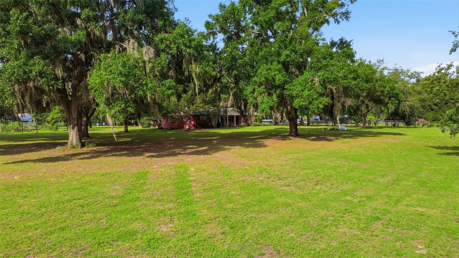 GREEN TURF ACRES - Residential