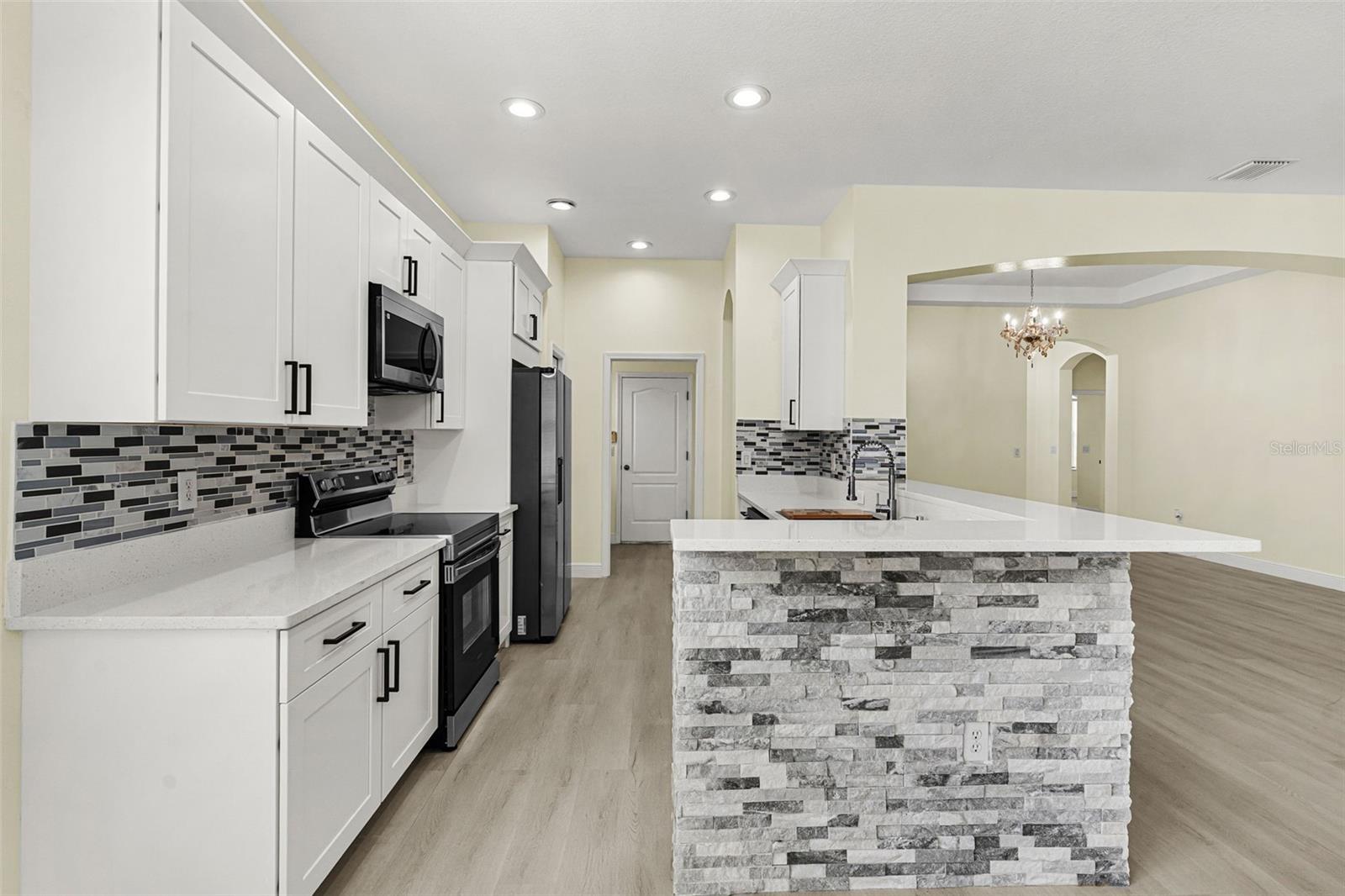 AVELAR CREEK NORTH - Residential
