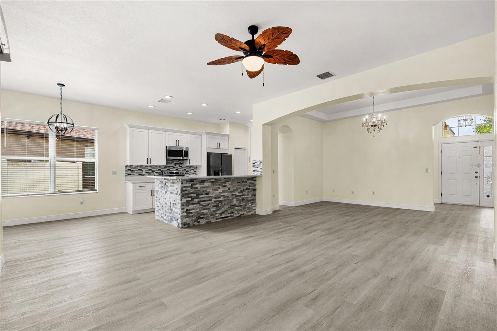 AVELAR CREEK NORTH - Residential