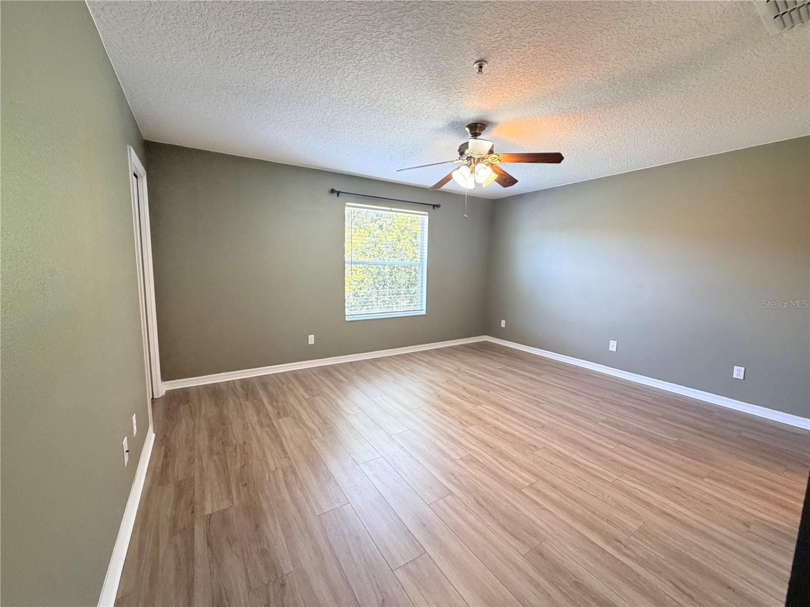 LYNWOOD/SOUTHMEADOW PH 16 - Residential Lease