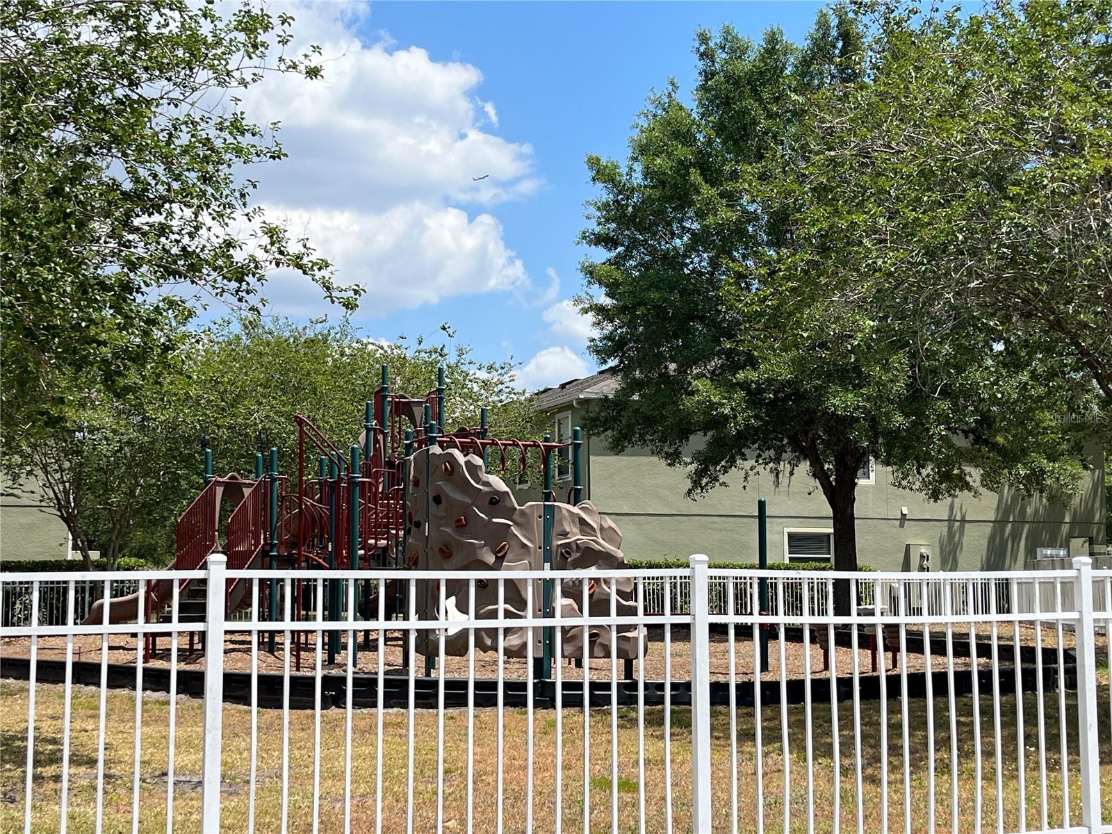 LYNWOOD/SOUTHMEADOW PH 16 - Residential Lease