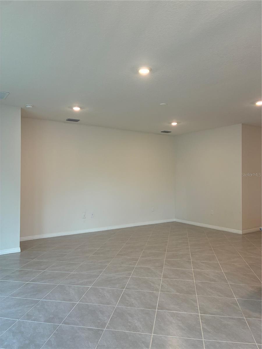 EPPERSON RANCH - Residential Lease