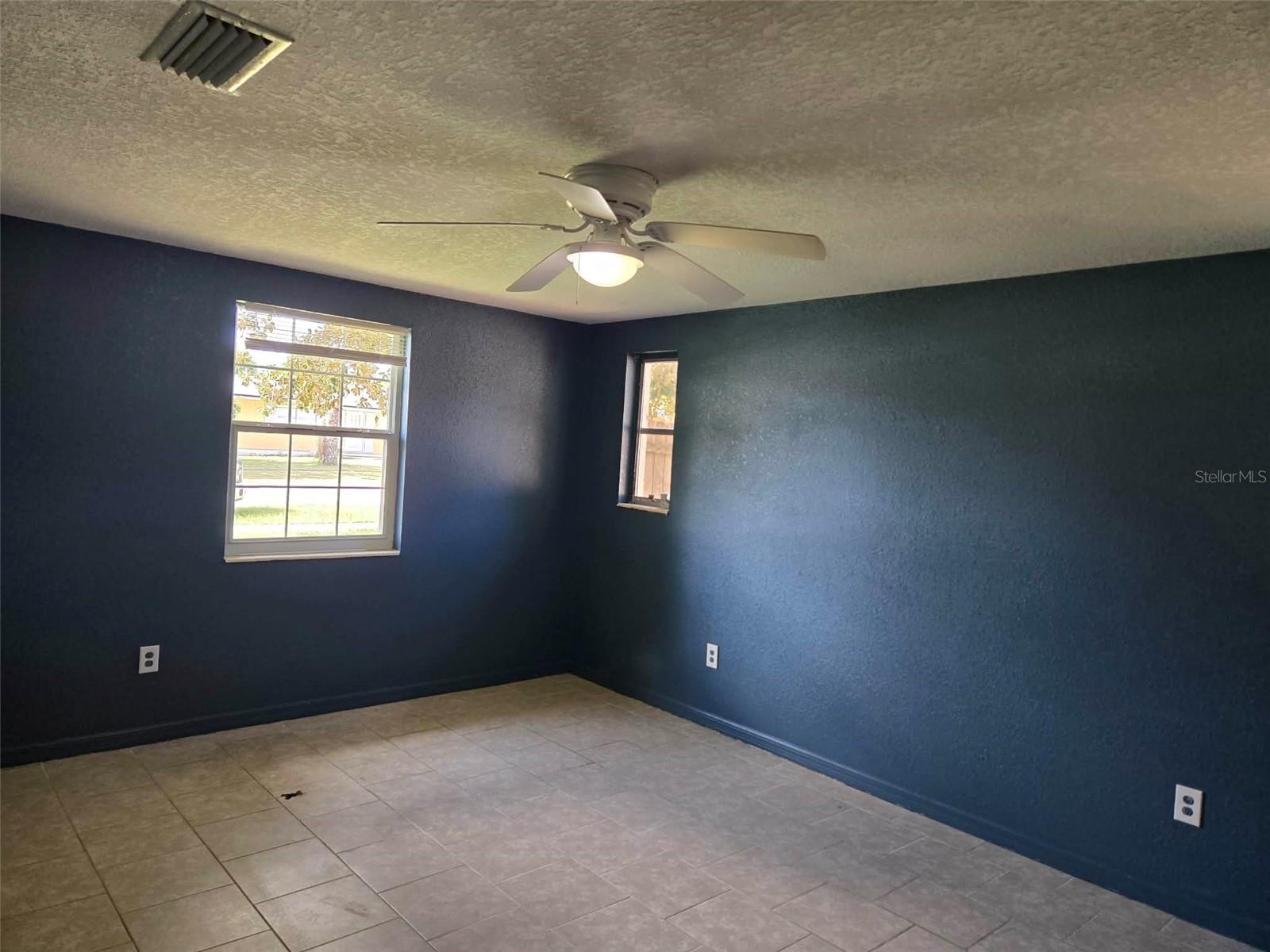 MARION OAKS UN 2 - Residential