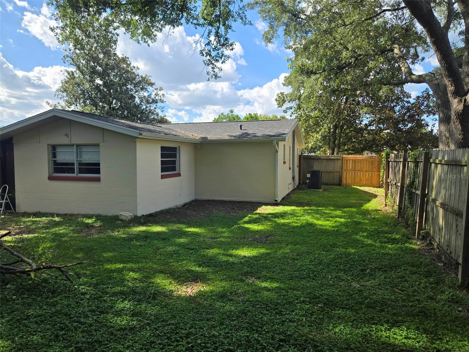 MARION OAKS UN 2 - Residential