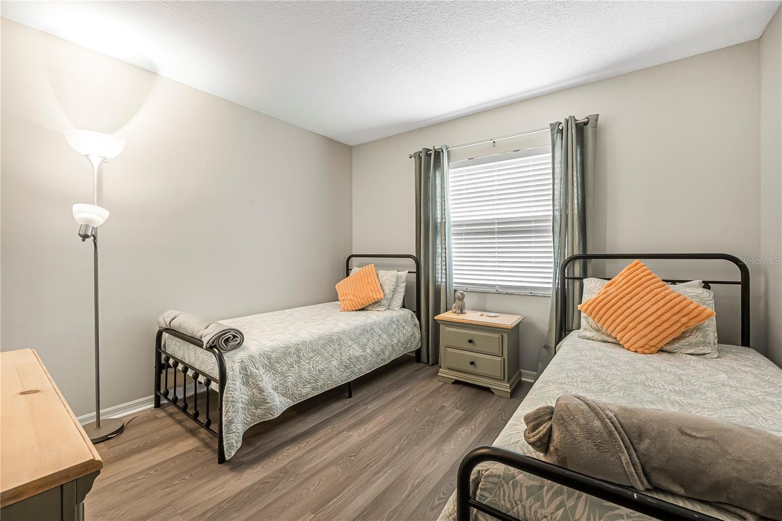 GRANDVIEW CONDO - Residential