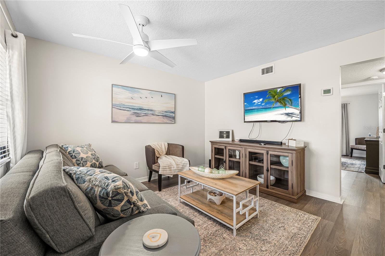 GRANDVIEW CONDO - Residential