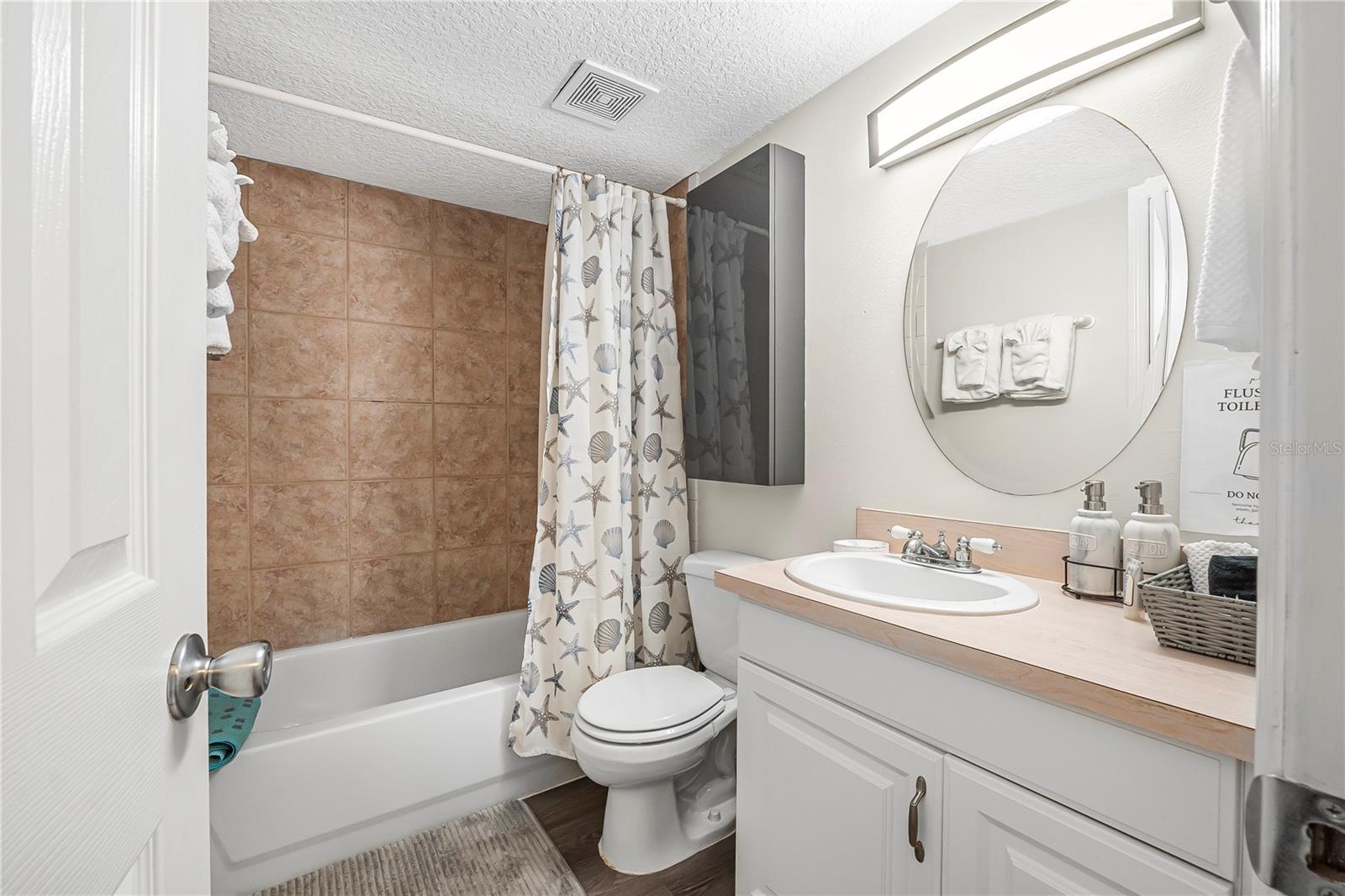 GRANDVIEW CONDO - Residential