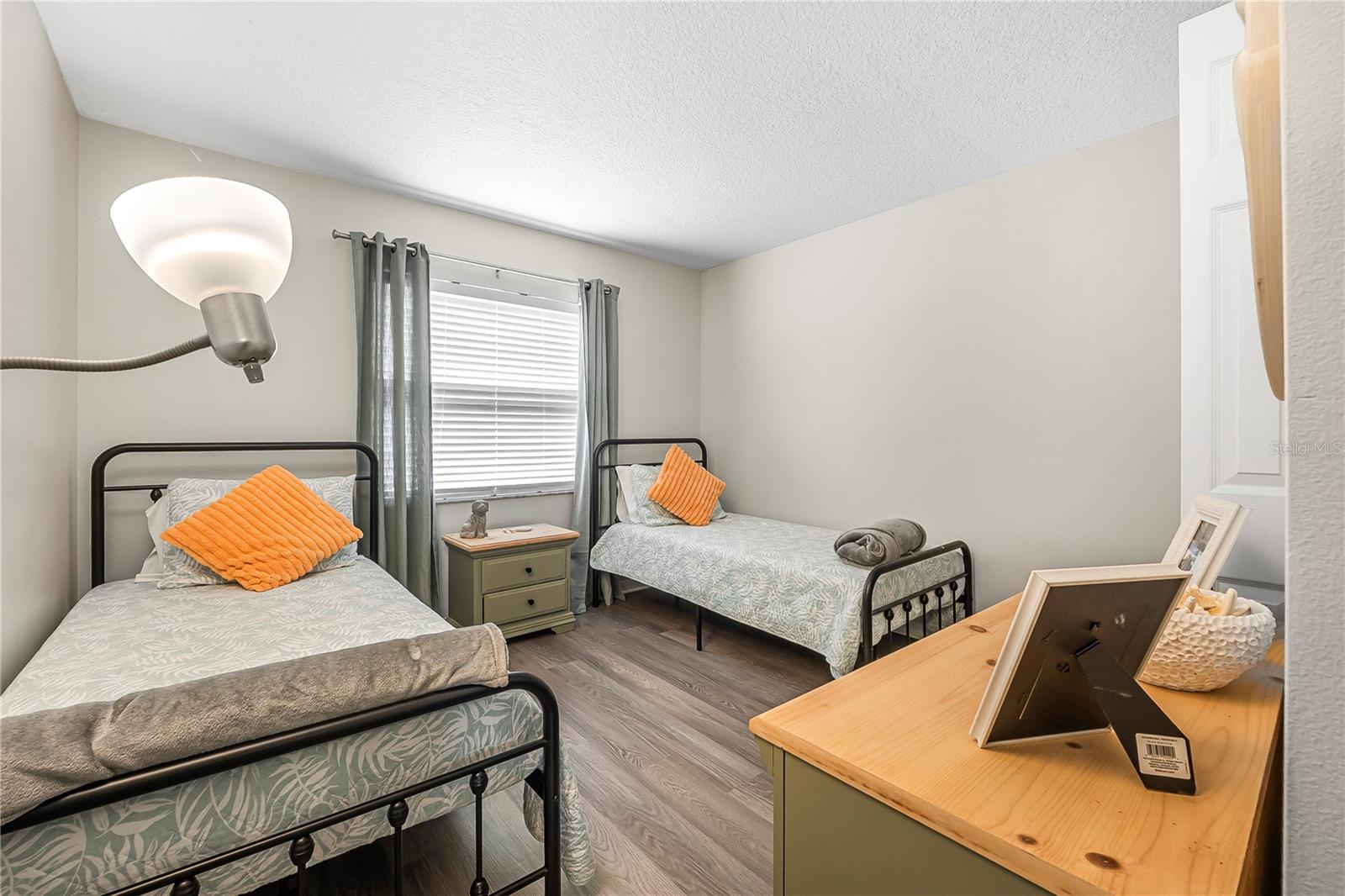 GRANDVIEW CONDO - Residential