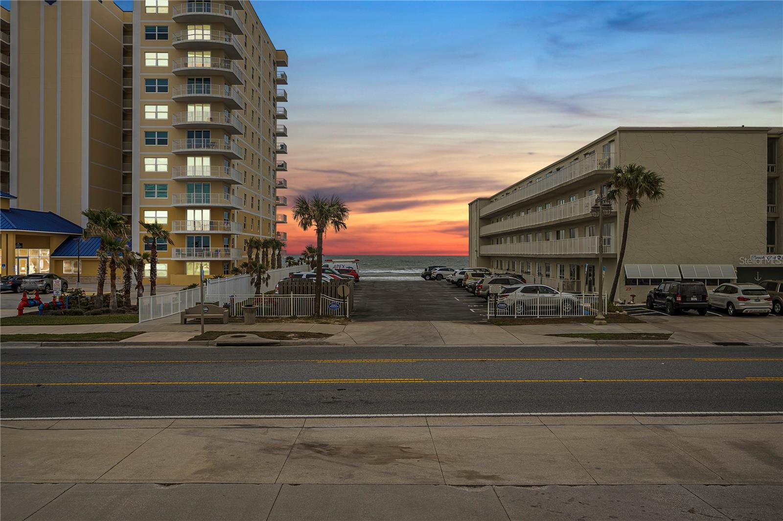 GRANDVIEW CONDO - Residential