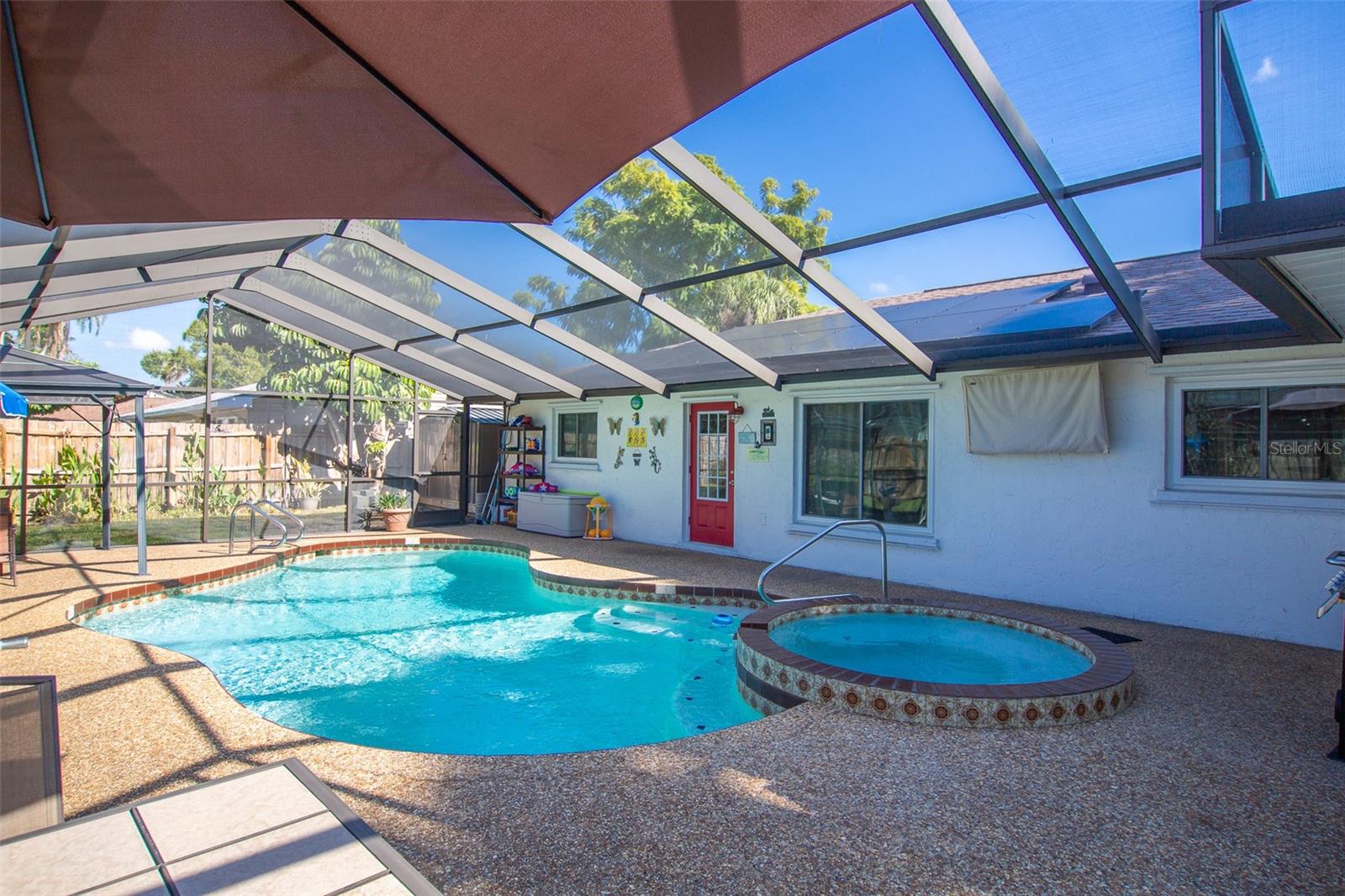PINE LAKES SUB - Residential