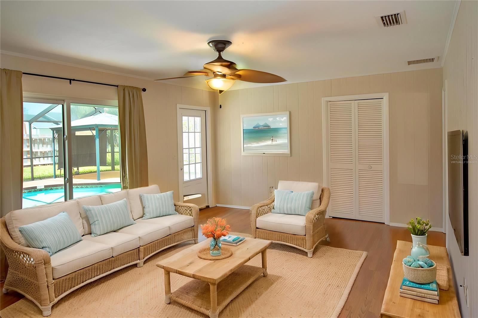 PINE LAKES SUB - Residential
