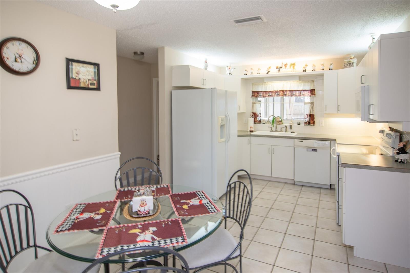 PINE LAKES SUB - Residential